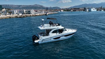 Best Price for a Motorboat Desire rental in Croatia | Yacht4Less