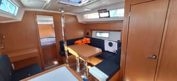 Sailboat Papagena available for yacht charter in Croatia | Yacht4Less