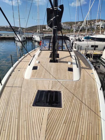 Sailboat Extra mile available for yacht charter in Greece | Yacht4Less