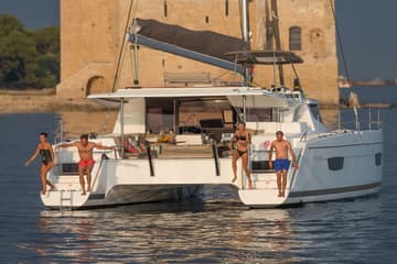 Catamaran Knyps charter rental in Tanzania | Yacht4Less