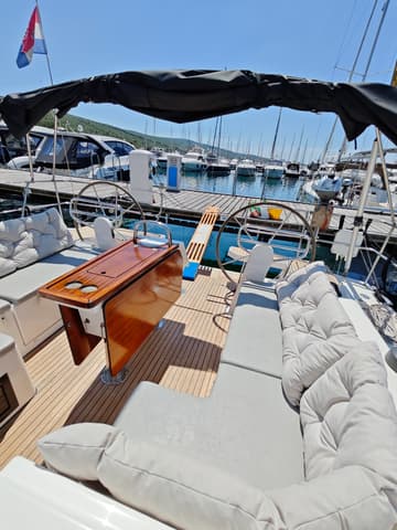 Sailboat Gala charter rental in Croatia | Yacht4Less