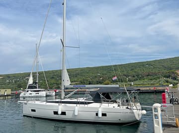 Sailboat Sunny available for yacht charter in Croatia | Yacht4Less