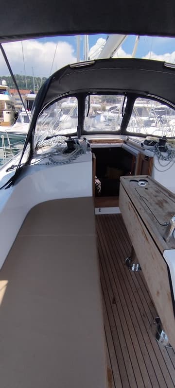 Sailboat Mia available for yacht charter in Croatia | Yacht4Less