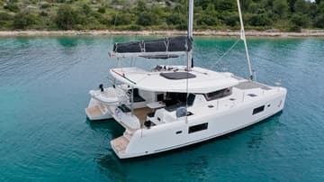 Catamaran Vesper available for yacht charter in Croatia | Yacht4Less