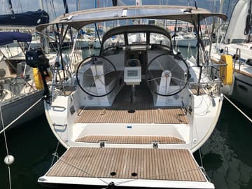 Best Price for a Sailboat Leonidas rental in Greece | Yacht4Less