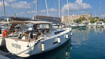 Sailboat Ventotene charter rental in Italy | Yacht4Less