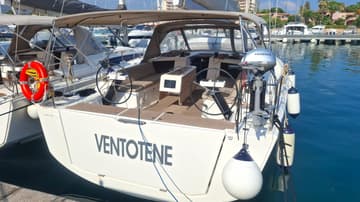 Best Price for a Sailboat Ventotene rental in Italy | Yacht4Less