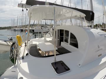Catamaran Maya available for yacht charter in Croatia | Yacht4Less