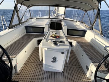 Best Price for a Sailboat Avocado rental in Spain | Yacht4Less