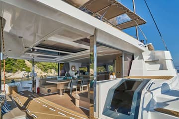 Best Price for a Catamaran Maia rental in Italy | Yacht4Less
