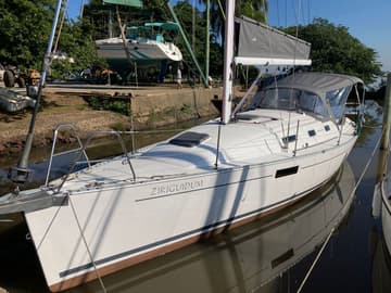 Sailboat Ziriguidum charter rental in Brazil | Yacht4Less