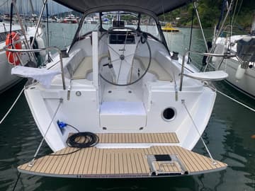 Best Price for a Sailboat Ziriguidum rental in Brazil | Yacht4Less