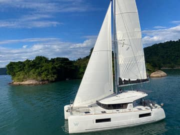 Catamaran Atmosfera W charter rental in Brazil | Yacht4Less