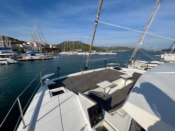 Catamaran Nouvelle Vague available for yacht charter in Croatia | Yacht4Less