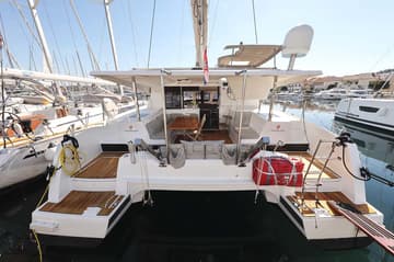 Catamaran Tu Tamo 2 charter rental in Croatia | Yacht4Less