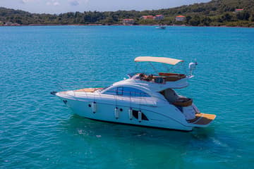 Motorboat Lamona charter rental in Croatia | Yacht4Less