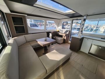 Catamaran Dou Reve V available for yacht charter in Italy | Yacht4Less