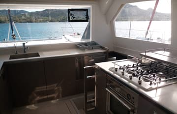 Catamaran Edoardo available for yacht charter in Italy | Yacht4Less