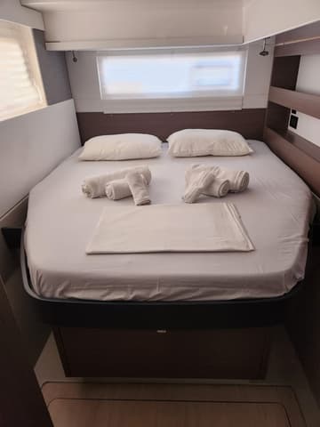 Catamaran Chrispy 2 available for yacht charter in Italy | Yacht4Less