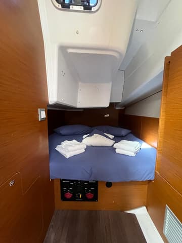 Sailboat Diana available for yacht charter in Italy | Yacht4Less