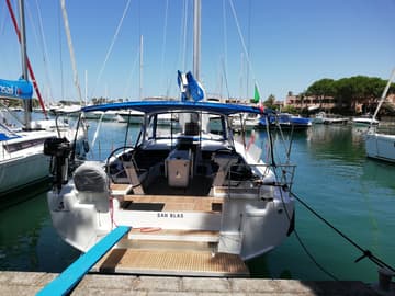 Best Price for a Sailboat San Blas rental in Italy | Yacht4Less