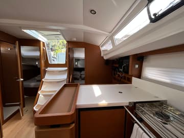 Sailboat Art  Vandelay available for yacht charter in Croatia | Yacht4Less