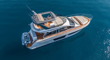 Best Price for a Motorboat White rental in Croatia | Yacht4Less