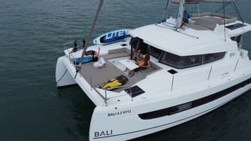 Catamaran Joyous available for yacht charter in Thailand | Yacht4Less