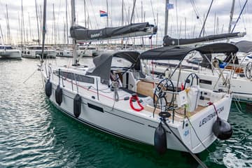 Best Price for a Sailboat Lieutenant Dan rental in Croatia | Yacht4Less