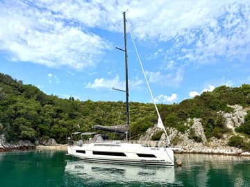 Sailboat Leni available for yacht charter in Croatia | Yacht4Less