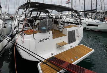Sailboat Anjumi charter rental in Croatia | Yacht4Less