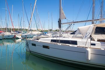 Sailboat Mare Animi charter rental in Croatia | Yacht4Less