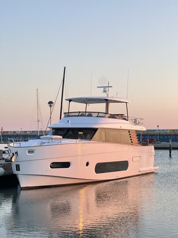 Motorboat Moon light charter rental in Croatia | Yacht4Less