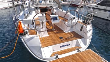 Sailboat Tonkica charter rental in Croatia | Yacht4Less