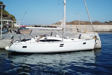 Sailboat Okea Iris charter rental in Greece | Yacht4Less