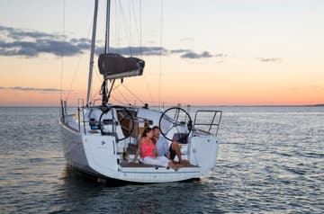Best Price for a Sailboat Horizonte rental in Spain | Yacht4Less