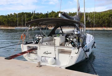 Sailboat Cygna charter rental in Croatia | Yacht4Less