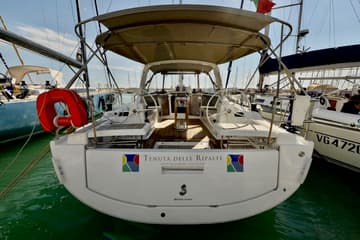 Sailboat Tenuta delle Ripalte charter rental in Italy | Yacht4Less