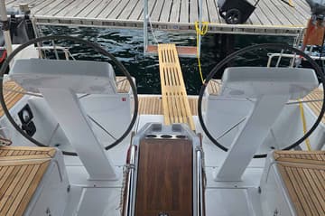 Best Price for a Sailboat Apple rental in Croatia | Yacht4Less