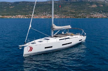 Sailboat Amber - OW available for yacht charter in Croatia | Yacht4Less