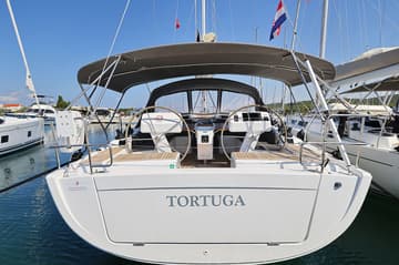 Sailboat Tortuga charter rental in Croatia | Yacht4Less