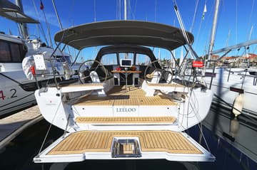 Sailboat Leeloo charter rental in Croatia | Yacht4Less