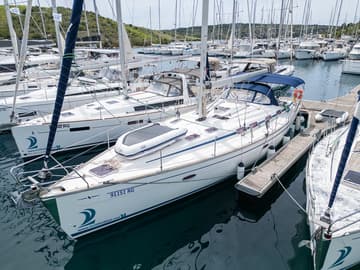 Sailboat Makani charter rental in Croatia | Yacht4Less