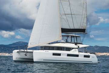 Catamaran Selanja charter rental in Spain | Yacht4Less