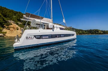 Catamaran Aventurier available for yacht charter in Croatia | Yacht4Less