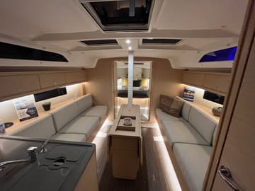 Sailboat Alma available for yacht charter in Greece | Yacht4Less