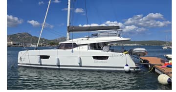 Catamaran Ruinart available for yacht charter in Italy | Yacht4Less