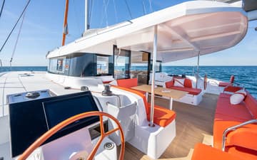 Best Price for a Catamaran Mon Bijou rental in France | Yacht4Less