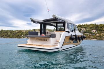 Motorboat Tireless available for yacht charter in Croatia | Yacht4Less