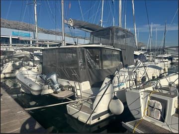 Catamaran Mouse available for yacht charter in Croatia | Yacht4Less